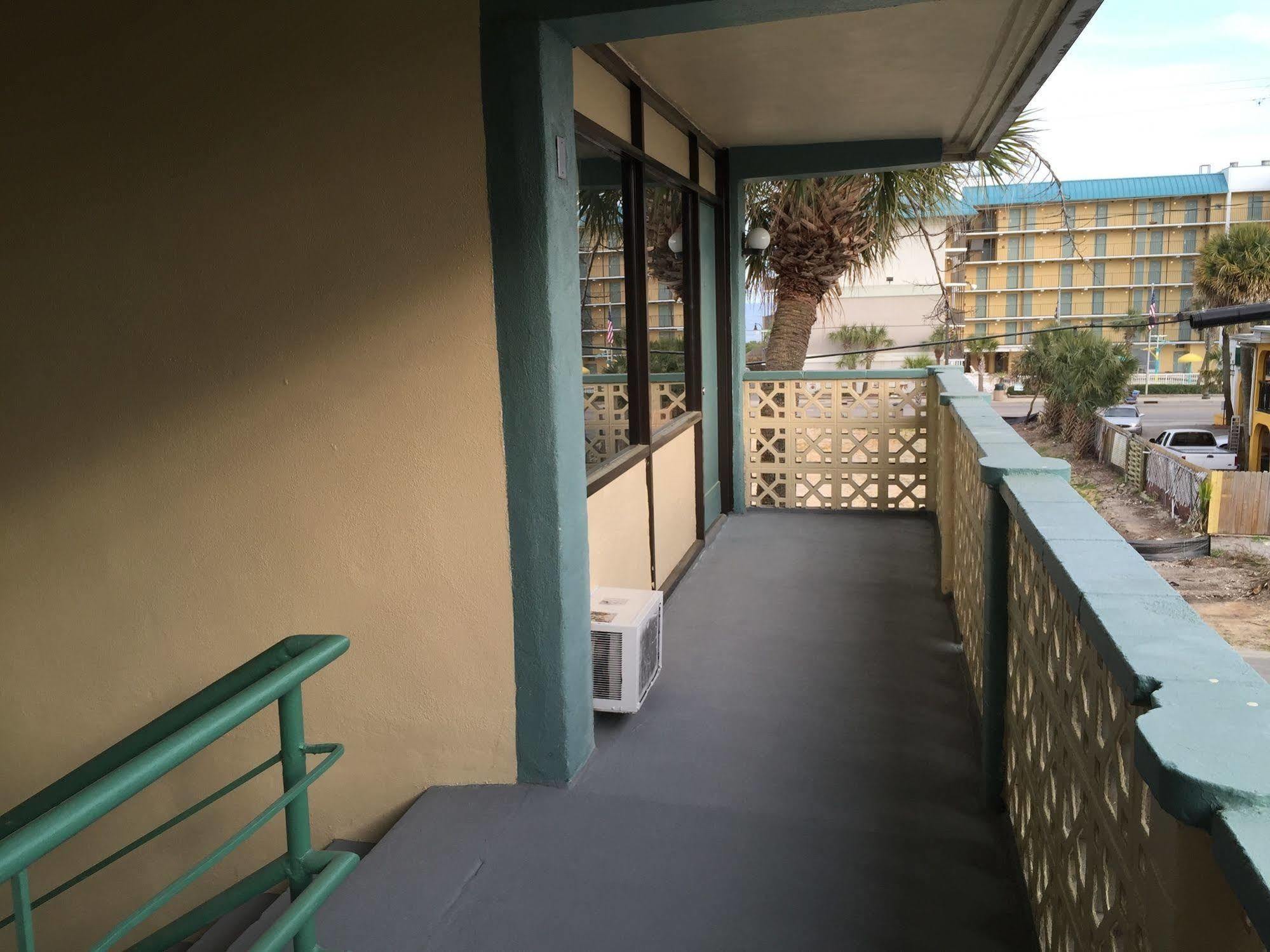 Calypso Motor Inn Миртл-Бич Экстерьер фото